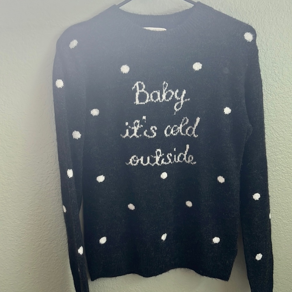 H & M women’s XS part wool sweater, like new